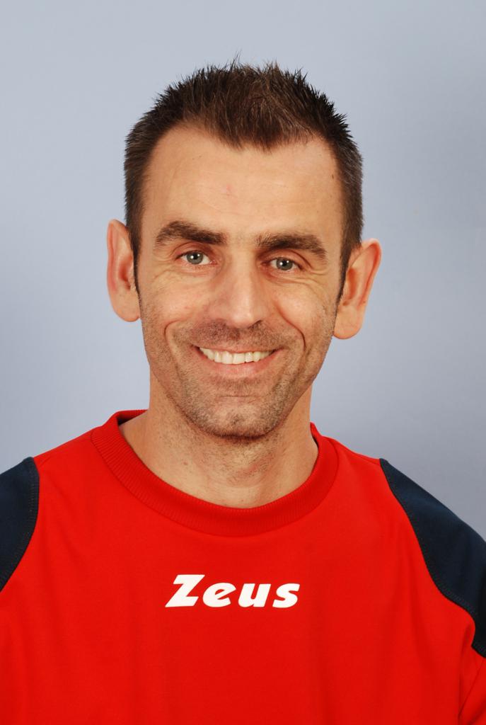 GÁBOR.jpg